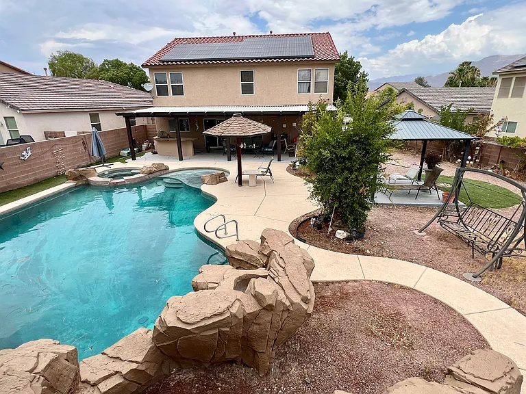 4933 Naff Ridge Dr — Photo 4