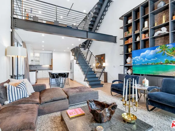 1220 N Orange Grove Ave APT 12, West Hollywood, CA 90046