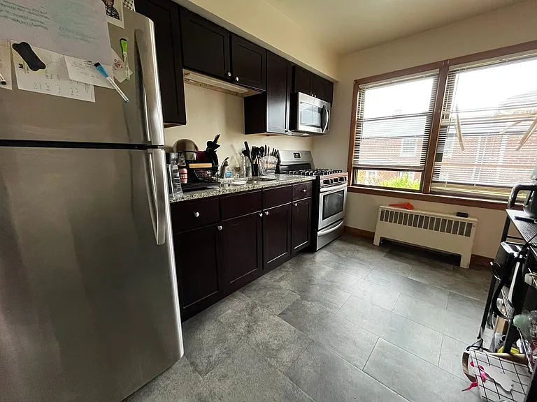 7254 W Center St — Photo 5