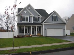 5 Padens Ct, Wallingford, CT 06492