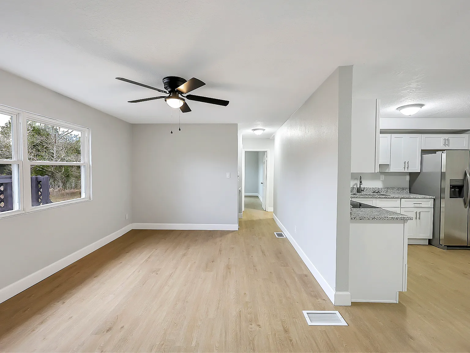 4 bed, 1920 sqft, $1,900 — Photo 3