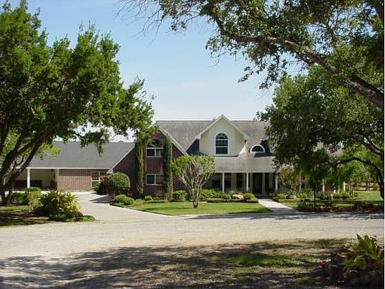 1st image of 3925 Monta Dr