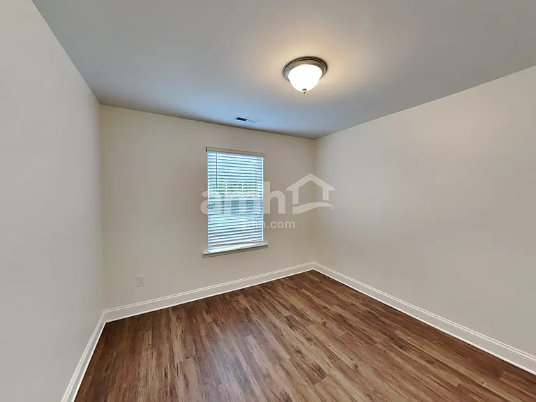 6051 Rosemore Ln — Photo 24