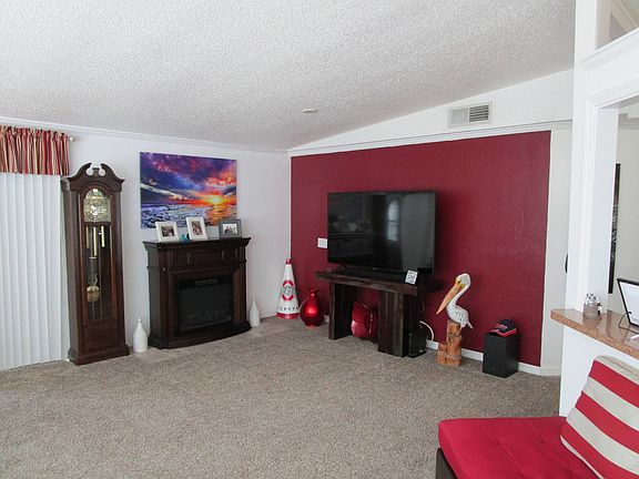 4th image of 19714 Charleston Cir
