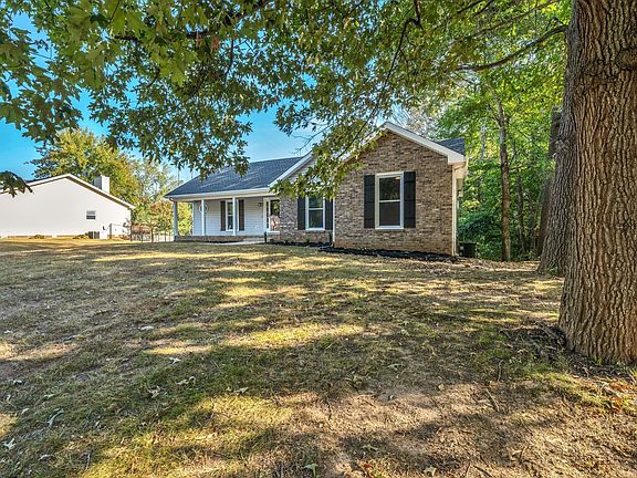 3rd image of 1778 Broadripple Dr