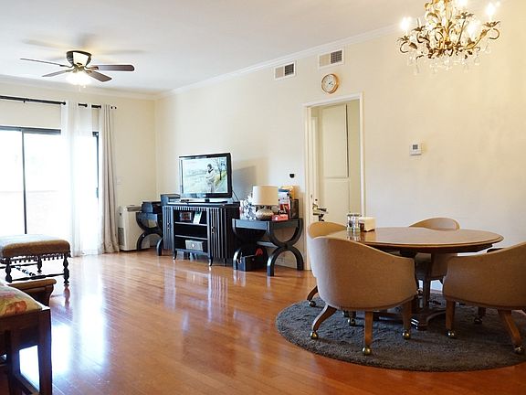 5th image of 424 S Westmoreland Ave APT 201