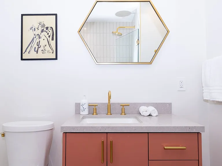 210 S Hamilton Dr #9 — Photo 16