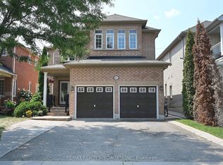 64 Mossgrove Cres, Brampton, ON L7A 3E6