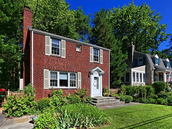 3rd image of 404 S Abingdon St