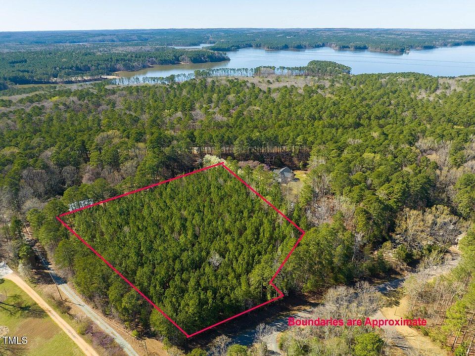 1st image of 422 Lower Thrift Rd #3