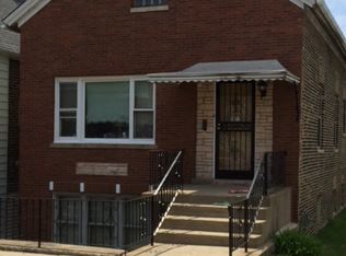 3012 S Haynes Ct, Chicago, IL 60608