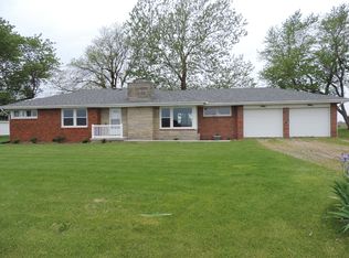 175 2300th Ave., Latham, IL 62543