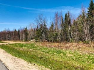 14 Laura Dr, Morrisonville, NY 12962