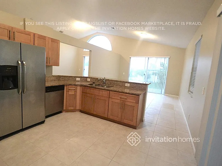 7704 Thornlee Dr — Photo 6