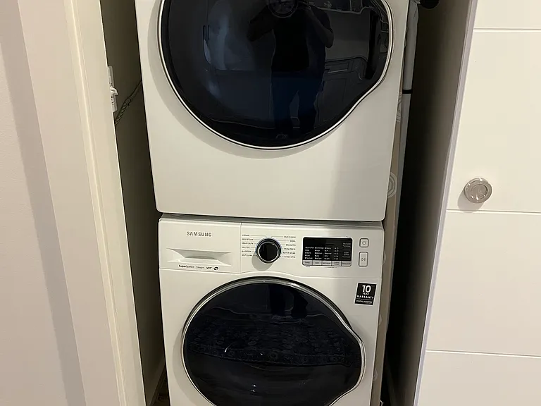 In-unit laundry