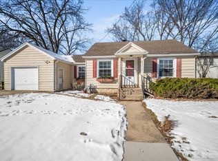 611 Carlson St, Sycamore, IL 60178