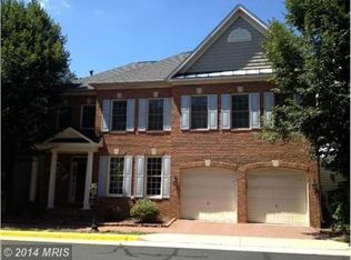 9233 Lee Masey Dr, Lorton, VA 22079