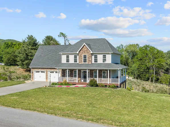 250 Thornblade Way, Blue Ridge, VA 24064