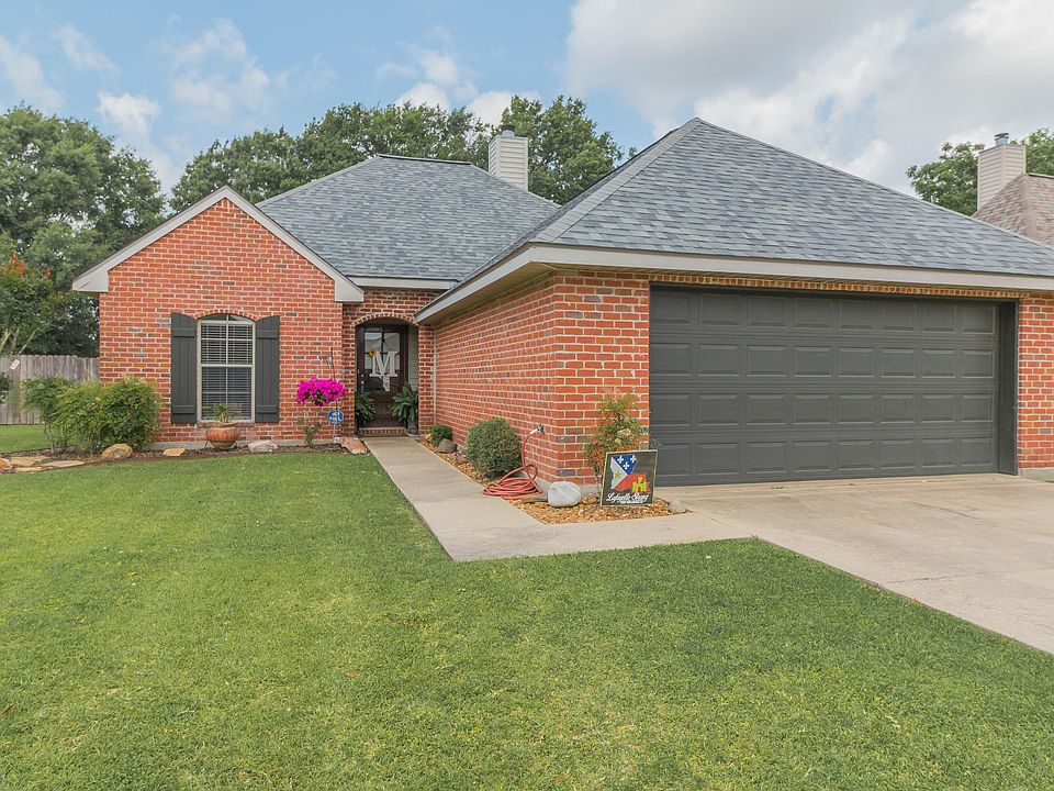 1st image of 407 Lodge Dr