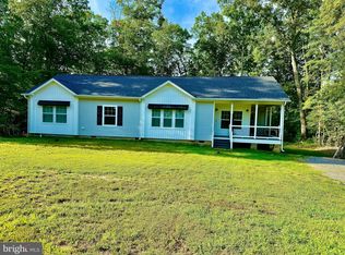 76 Poplar Ln, Colonial Beach, VA 22443