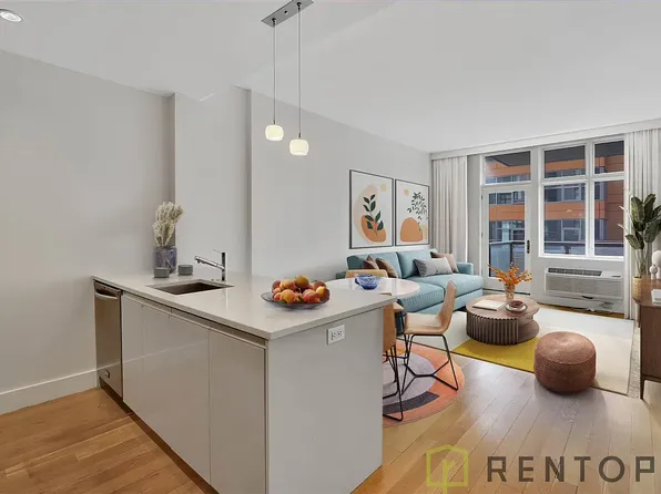 2-26 50th Avenue image 2 of 8