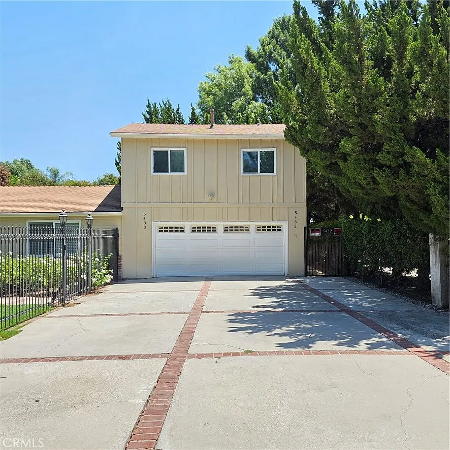 1 bed, 490 sqft, $2,300 — Photo 1