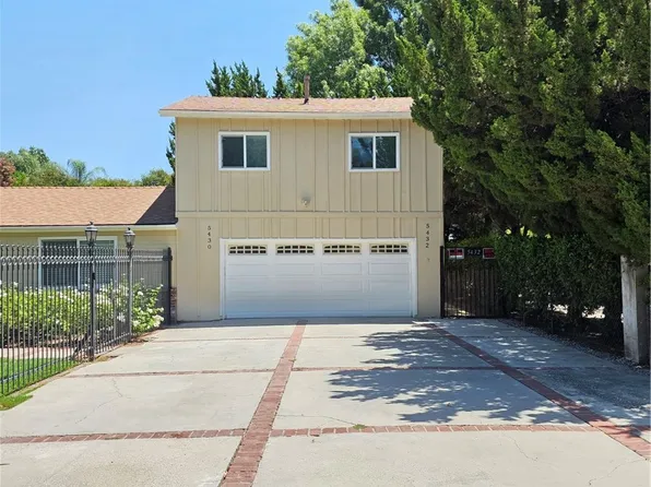 5432 Woodlake Ave N, Woodland Hills, CA 91367