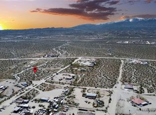 13827 Desert View Rd, Pinon Hills, CA 92372