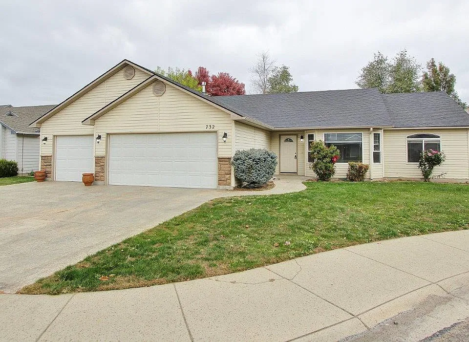 732 E New Rockrose Ct