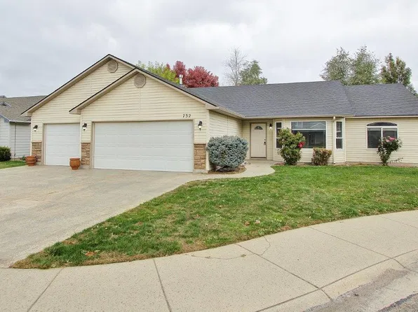 732 E New Rockrose Ct, Kuna, ID 83634