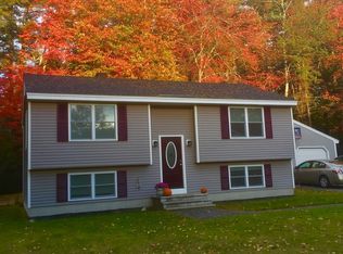 14 Bickford Dr, Topsham, ME 04086