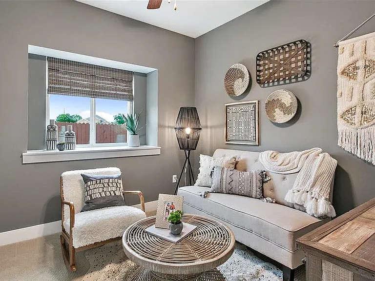 10212 Laurie Ln #0 — Photo 12