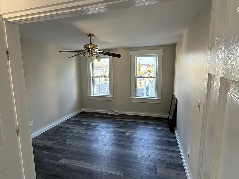 67 Loring St #67 — Photo 2