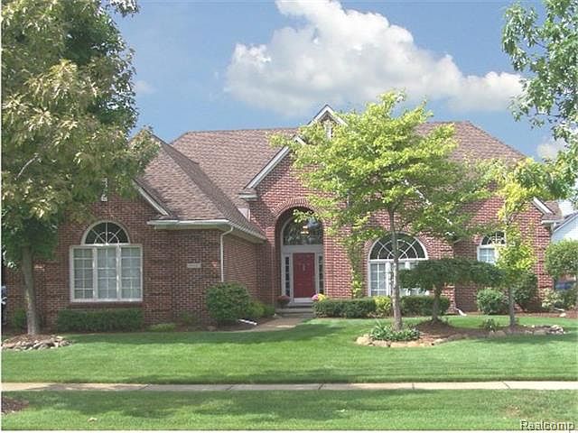 1st image of 25737 Arcadia Dr