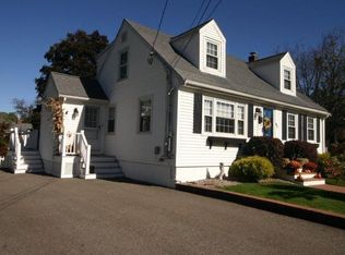 42 Hillside Ave, Norwood, MA 02062