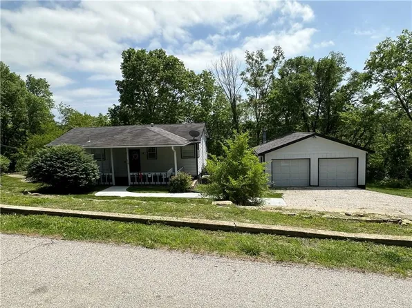 118 Haynes St, Excelsior Springs, MO 64024