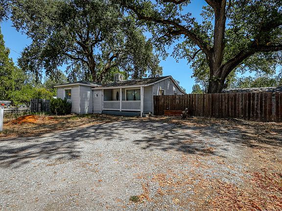 2nd image of 5711 Wildwood Dr