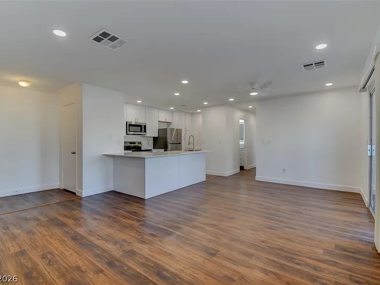 8600 W Charleston Blvd #1180 — Photo 4