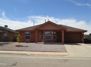 14352 Cocotitlan Dr, Horizon City, TX 79928