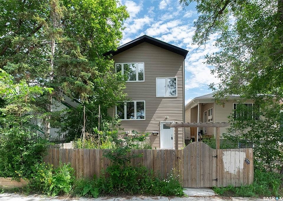 1st image of 1337 Montague STREET