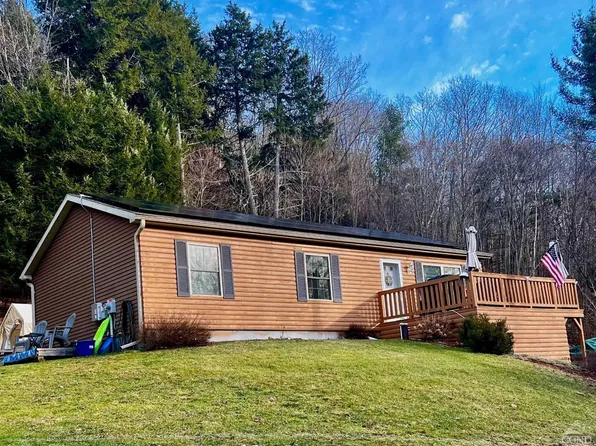 11480 State Route 22, Austerlitz, NY 12017