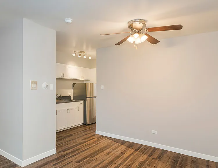 2 Beds| 1 Bath A Floorplan Diagram