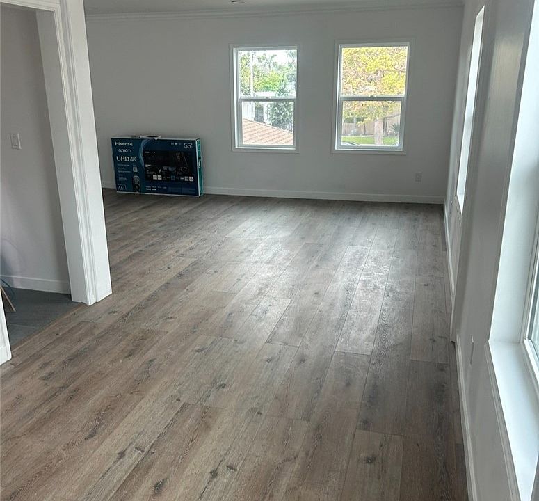 1st image of 1724 S Crescent Heights Blvd #1724