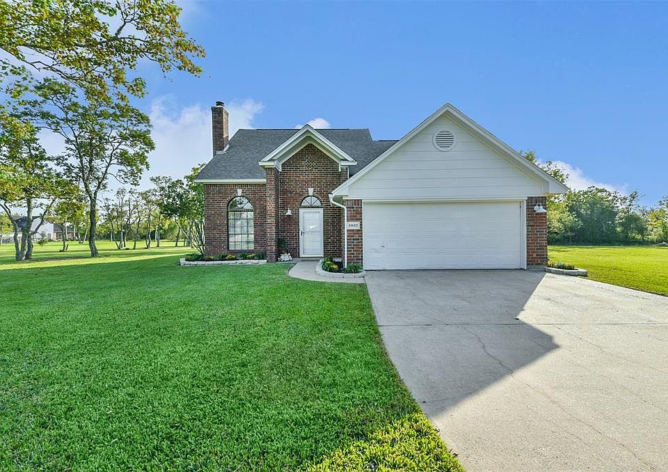 1st image of 2902 Kathleen Dr