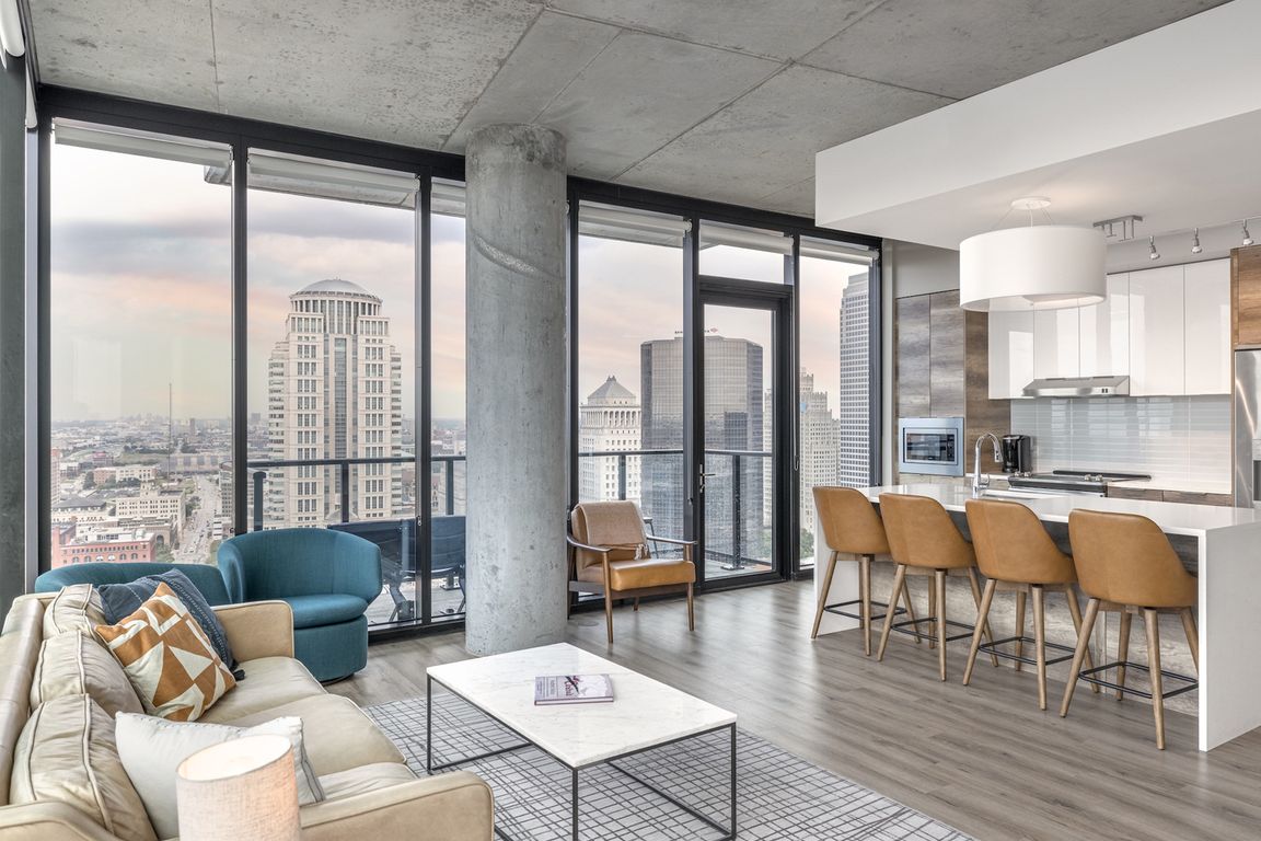 One Cardinal Way Luxury Apartments with Panoramic Views of Busch Stadium and the St. Louis Skyline