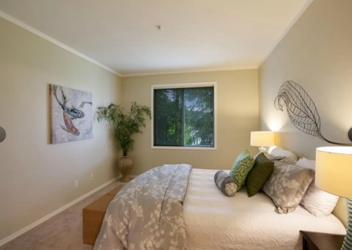 710 240th Way — Photo 3