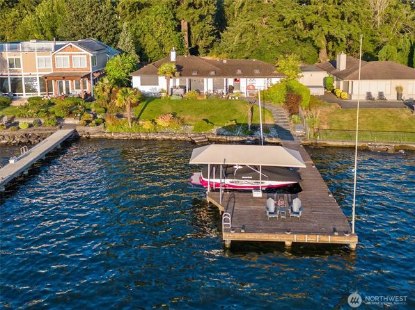2045 Rose Point Lane, Kirkland, WA 98033