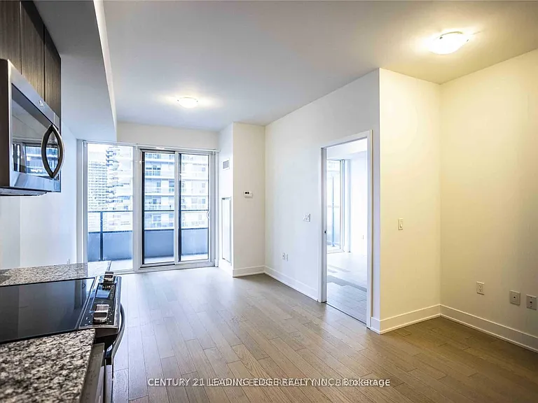 30 Shore Breeze Dr #2614 — Photo 11