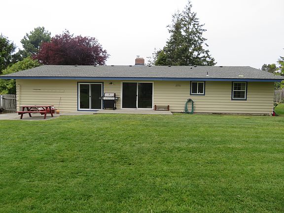 5th image of 716 SW Thornberry Dr