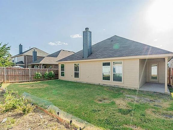 5th image of 1408 Hawk Valley Dr